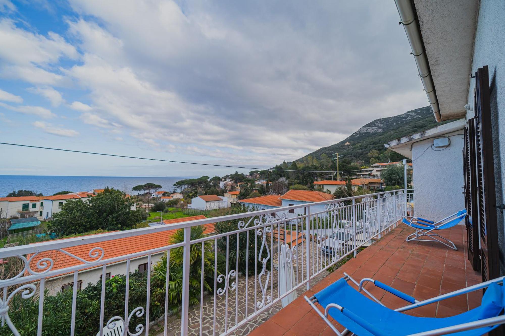 Appartamenti Casa Sant'Andrea - Goelba Extérieur photo